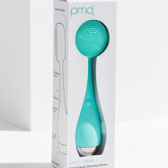 🔥🆕 PMD Clean🔥Facial Cleansing Device - Picture 1 of 7